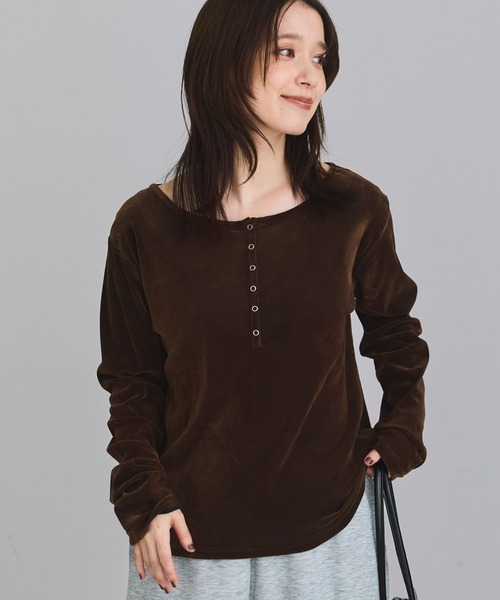 Green Parks(グリーンパークス)の「ヘンリーネックシアーベロアプルオーバー(Tシャツ/カットソー・レディース・アイボリー/ピンク/ブラック/ブラウン・FREE)」の3枚目の写真