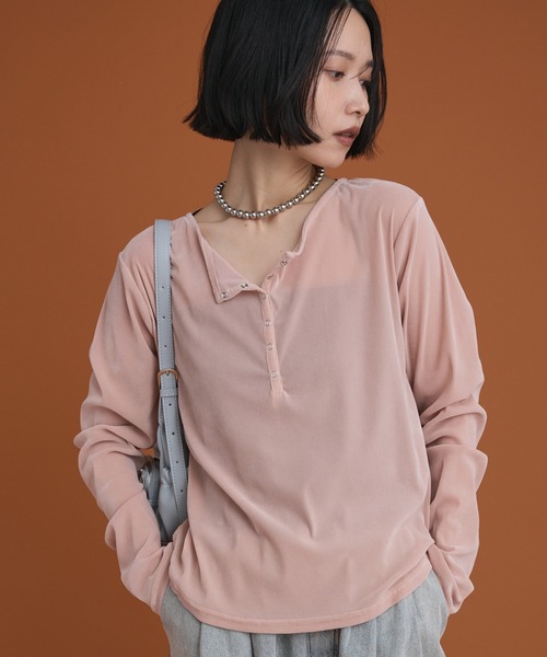 Green Parks(グリーンパークス)の「ヘンリーネックシアーベロアプルオーバー(Tシャツ/カットソー・レディース・アイボリー/ピンク/ブラック/ブラウン・FREE)」の4枚目の写真