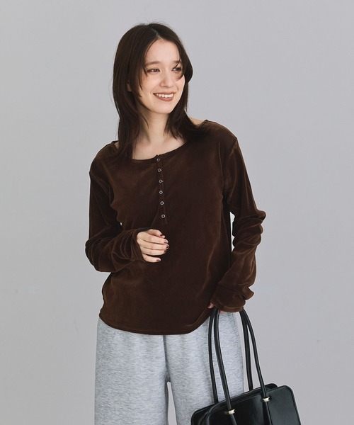 Green Parks(グリーンパークス)の「ヘンリーネックシアーベロアプルオーバー(Tシャツ/カットソー・レディース・アイボリー/ピンク/ブラック/ブラウン・FREE)」の13枚目の写真