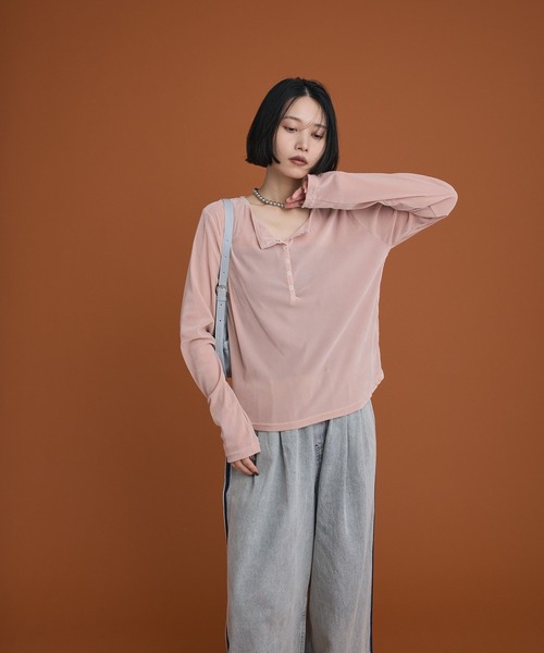 Green Parks(グリーンパークス)の「ヘンリーネックシアーベロアプルオーバー(Tシャツ/カットソー・レディース・アイボリー/ピンク/ブラック/ブラウン・FREE)」の8枚目の写真