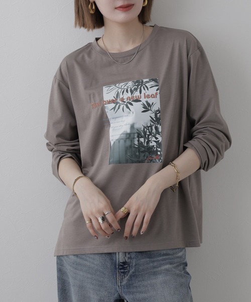 EGLANTINE(エグランティーヌ)の「EGLANTINE フォトプリント長袖カットソー(Tシャツ/カットソー・レディース・オフホワイト/モカ・38)」の2枚目の写真