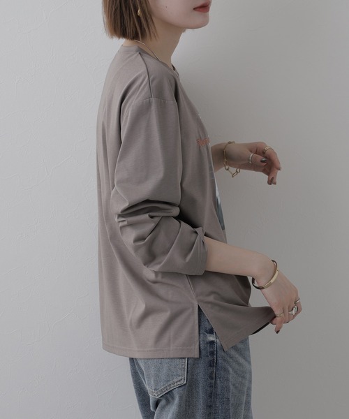 EGLANTINE(エグランティーヌ)の「EGLANTINE フォトプリント長袖カットソー(Tシャツ/カットソー・レディース・オフホワイト/モカ・38)」の9枚目の写真