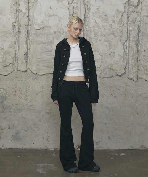 VOONT(ブント)の「Napoleon Waist Slim Bootcut Pants (BLACK)(その他パンツ・レディース・ブラック・OS)」の4枚目の写真