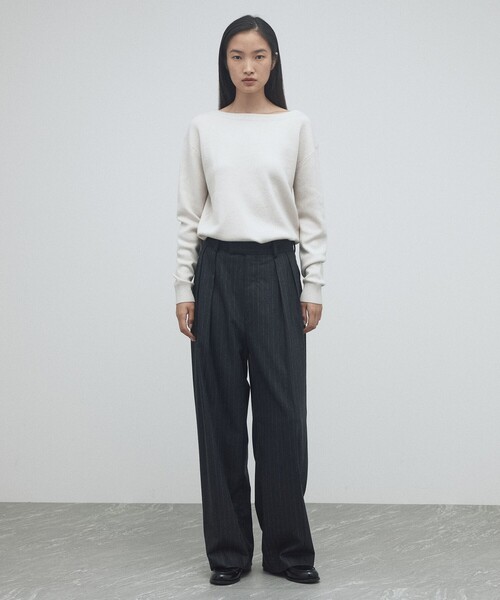 EDITION（エディション）の「コットンカシミヤ ボートネック ニット（ニット/セーター・レディース・チャコールグレー/ブラウン/ブルー/ベージュ系・36/34）」の5枚目の写真