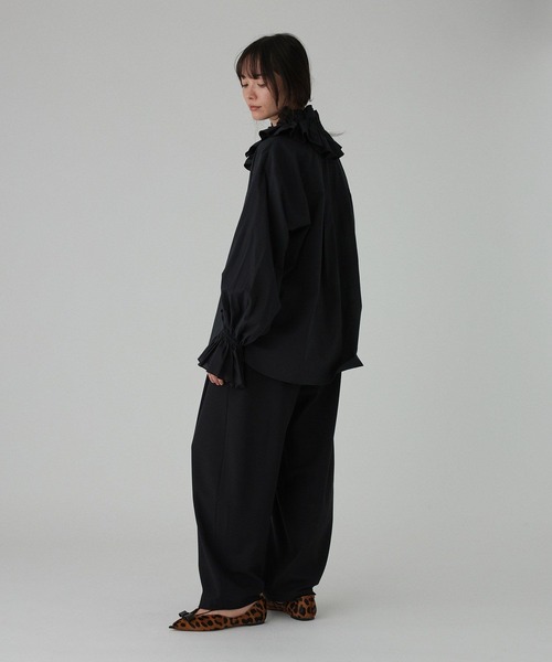 BABYLONE（バビロン）の「ツイル2WAYタックパンツ［手洗い可］（その他パンツ・レディース・ブラック/ライトベージュ/チャコール・36inch/38inch）」の22枚目の写真
