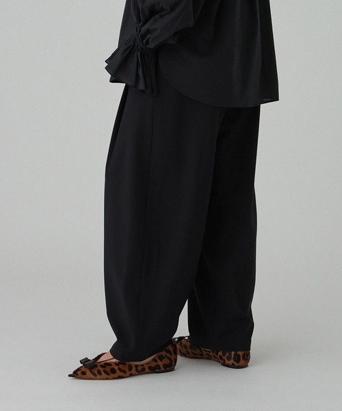 BABYLONE（バビロン）の「ツイル2WAYタックパンツ［手洗い可］（その他パンツ・レディース・ブラック/ライトベージュ/チャコール・36inch/38inch）」の20枚目の写真
