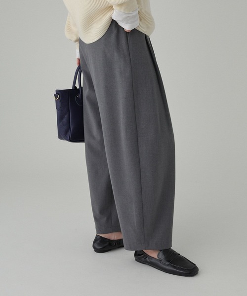 BABYLONE（バビロン）の「ツイル2WAYタックパンツ［手洗い可］（その他パンツ・レディース・ブラック/ライトベージュ/チャコール・36inch/38inch）」の6枚目の写真