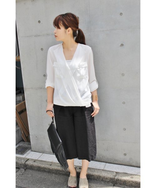 FIGARO Paris(フィガロパリ)の「カシュクール ミリタリーブラウス◆(シャツ/ブラウス・レディース・ネイビー/ホワイト/キャメル・36/38)」の17枚目の写真