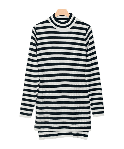 Pierrot（ピエロ）の「裾スリット入り ハイネック リブニット チュニック（ニット/セーター・レディース・ブラック×グレー/チャコール/ネイビー/ブルー系その他/グレー系その他/ブラウン系その他/グリーン/ブラック/ホワイト×グリーン/ブラック×ホワイト/ブラウン/グレー/オフホワイト・L/M）」の13枚目の写真