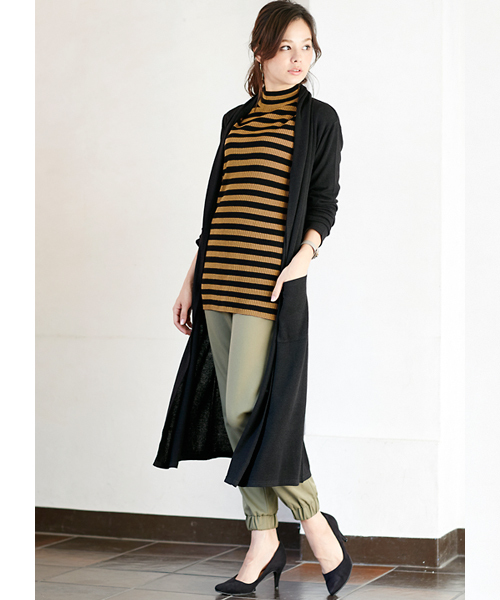 Pierrot（ピエロ）の「裾スリット入り ハイネック リブニット チュニック（ニット/セーター・レディース・ブラック×グレー/チャコール/ネイビー/ブルー系その他/グレー系その他/ブラウン系その他/グリーン/ブラック/ホワイト×グリーン/ブラック×ホワイト/ブラウン/グレー/オフホワイト・L/M）」の22枚目の写真