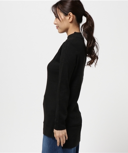 Pierrot（ピエロ）の「裾スリット入り ハイネック リブニット チュニック（ニット/セーター・レディース・ブラック×グレー/チャコール/ネイビー/ブルー系その他/グレー系その他/ブラウン系その他/グリーン/ブラック/ホワイト×グリーン/ブラック×ホワイト/ブラウン/グレー/オフホワイト・L/M）」の16枚目の写真