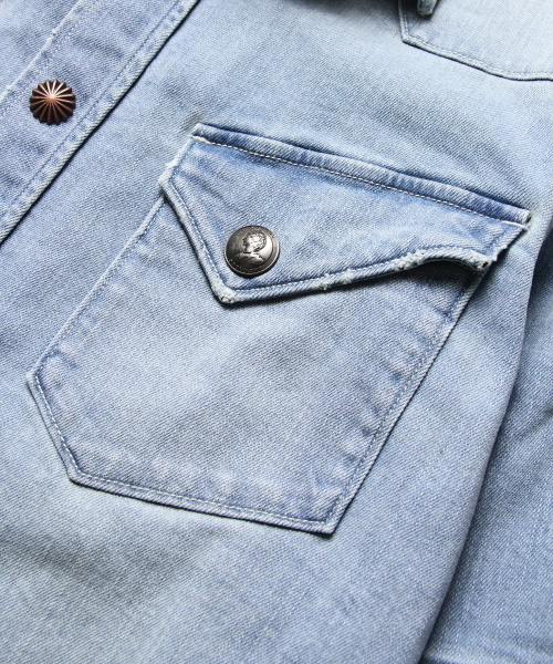 JACKROSE（ジャックローズ）の「コンチョWRデニムシャツ（シャツ/ブラウス・メンズ・サックスブルー・M/L/XL）」の4枚目の写真