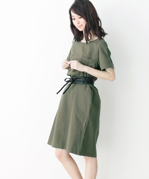 grove(グローブ)の「◆サッシュベルト付きポケットワンピース(ワンピース・レディース・ベージュ/ブルー/グリーン・03/02)」の2枚目の写真