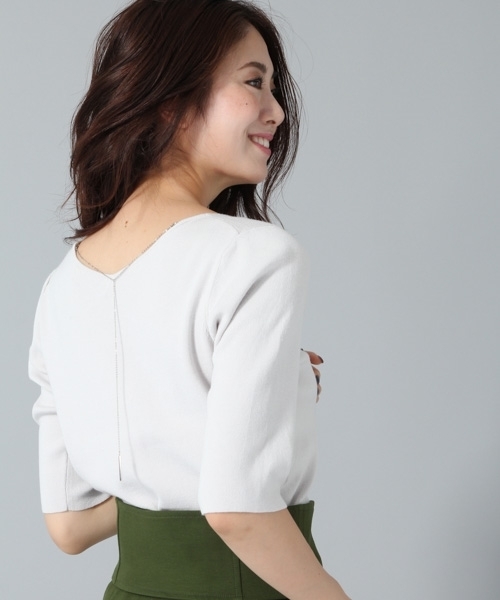 Andemiu（アンデミュウ）の「アクセツキソウバリ５Sプルオーバー768011（ニット/セーター・レディース・グレー/オフホワイト/ブラック・FREE）」の13枚目の写真