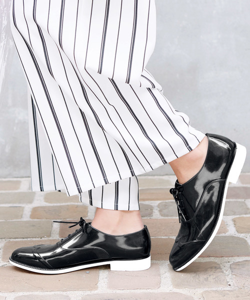 KOBE LETTUCE(コウベレタス)の「防水加工オックスフォードレインシューズ(レインシューズ・レディース・ブラック系その他/グレー/キャメル/ブラック系その他2/パープル/ブラック系その他3/ベージュ・L/LL/M/S)」の4枚目の写真