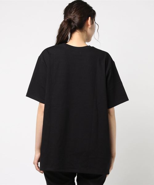 PUNYUS（プニュズ）の「Lion Tシャツ（Tシャツ/カットソー・レディース・イエロー/レッド/ブラック・4/3）」の5枚目の写真