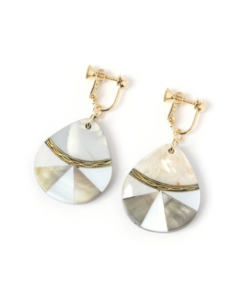 GLOBAL WORK（グローバルワーク）の「モチーフシェルイヤリング/789035（イヤリング・レディース・ホワイト/ライトグレー/イエロー・FREE）」の2枚目の写真