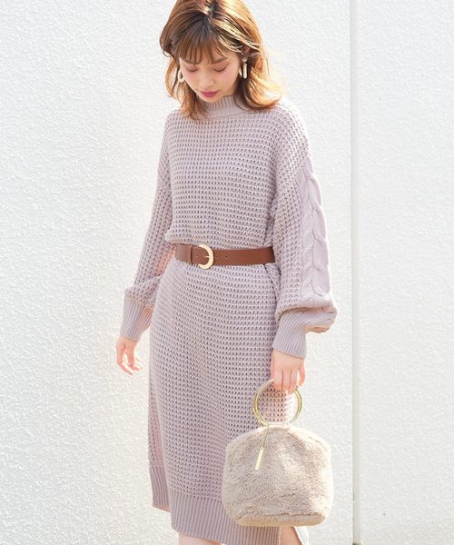 natural couture(ナチュラルクチュール)の「ワッフル編み袖ケーブルニットワンピース(ワンピース・レディース・ブラック/ブラウン/アイボリー/グレイッシュベージュ/ミント・FREE)」の13枚目の写真