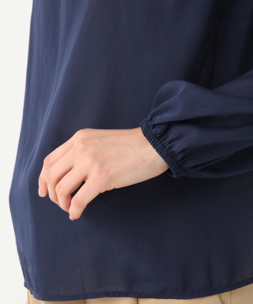 GLOBAL WORK(グローバルワーク)の「【DRESS】ミニフリルスタンドブラウス/813027(シャツ/ブラウス・レディース・ホワイト/ネイビー・MEDIUM/LARGE)」の9枚目の写真