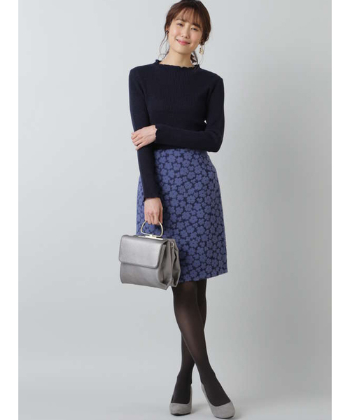 NATURAL BEAUTY BASIC（ナチュラルビューティーベーシック）の「ラメフラワージャガードスカート（スカート・レディース・ピンク系その他/ブルー系その他6・SMALL/MEDIUM/X-SMALL）」の3枚目の写真