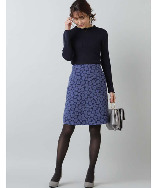 NATURAL BEAUTY BASIC（ナチュラルビューティーベーシック）の「ラメフラワージャガードスカート（スカート・レディース・ピンク系その他/ブルー系その他6・SMALL/MEDIUM/X-SMALL）」の4枚目の写真