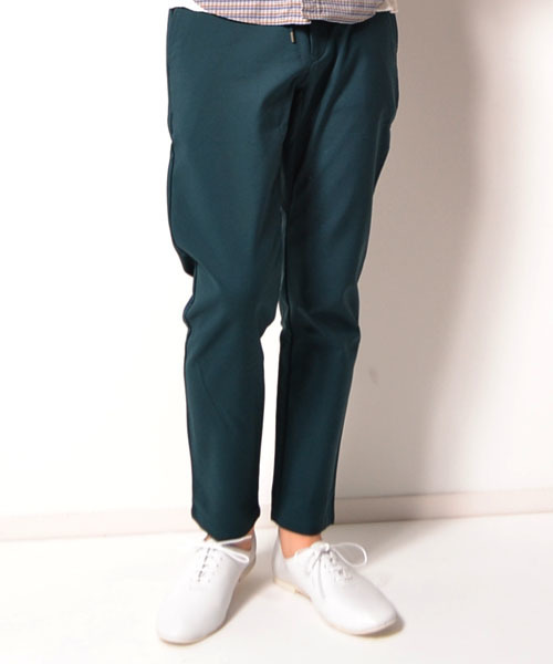 AMERICAN RAG CIE(アメリカンラグシー)の「AMERICAN RAG CIE by handyworks ウルトラストレッチテーパードパンツ【WEB限定】∴111-HDE-H132-PT113(スラックス・メンズ・ベージュ/インディゴブルー/グリーン・2/1/3)」の1枚目の写真