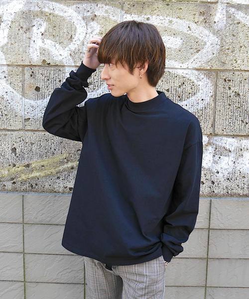 SUPERTHANKS(スーパーサンクス)の「スウィッチングテールビッグロングTシャツ(Tシャツ/カットソー・メンズ・ブラック×ブラック/ブラック×ホワイト/ホワイト×ブラック/ホワイト×ホワイト・MEDIUM/SMALL/LARGE)」の1枚目の写真