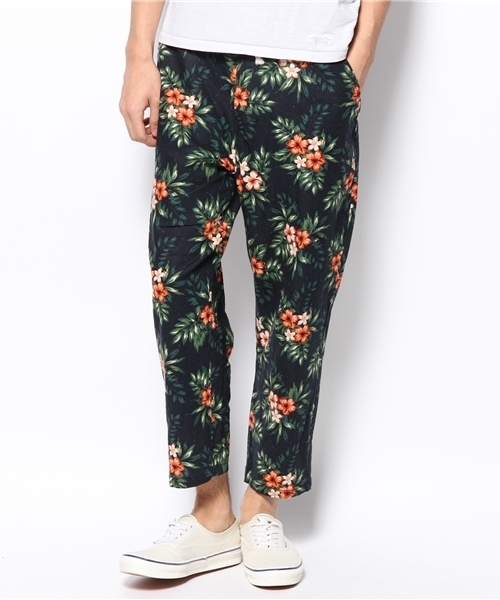 WEGO（ウィゴー）の「WEGO/フローラルイージークロップドパンツ（その他パンツ・メンズ・オフホワイト/ネイビー・MEDIUM/LARGE）」の12枚目の写真