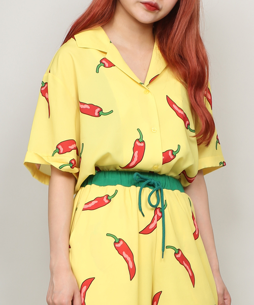 PUNYUS(プニュズ)の「野菜柄シャツ(シャツ/ブラウス・レディース・ブルー/ピンク/イエロー・1/2/3/4)」の1枚目の写真