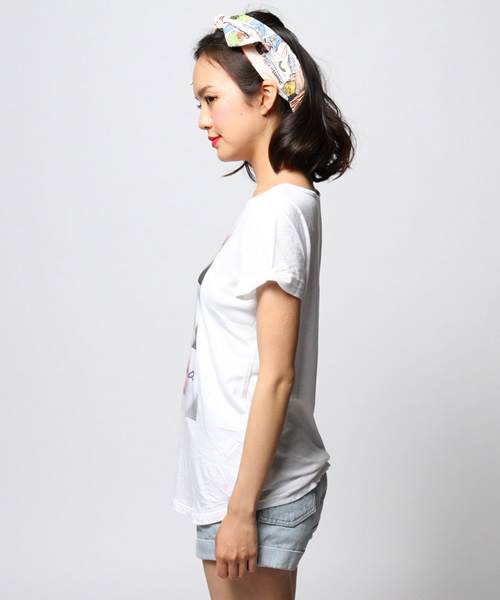 ROSE BUD(ローズバッド)の「(CAMERON HAWAII) 10005-00-456 LIPS BOATNECK TEE(Tシャツ/カットソー・レディース・ホワイト/ピンク・SMALL)」の10枚目の写真