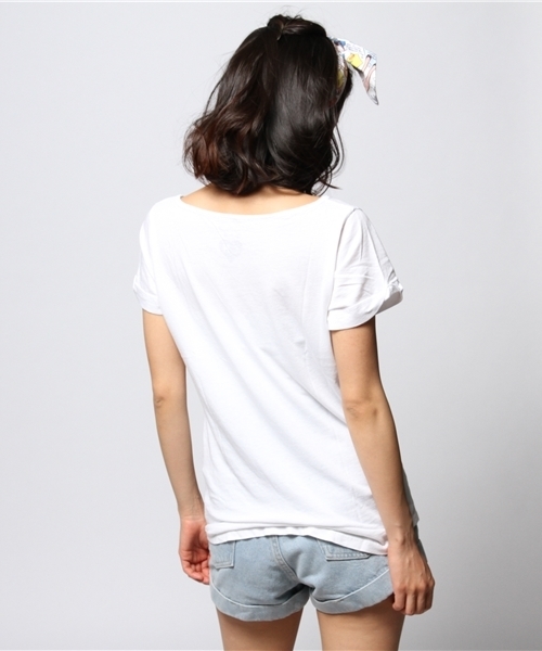 ROSE BUD(ローズバッド)の「(CAMERON HAWAII) 10005-00-456 LIPS BOATNECK TEE(Tシャツ/カットソー・レディース・ホワイト/ピンク・SMALL)」の9枚目の写真