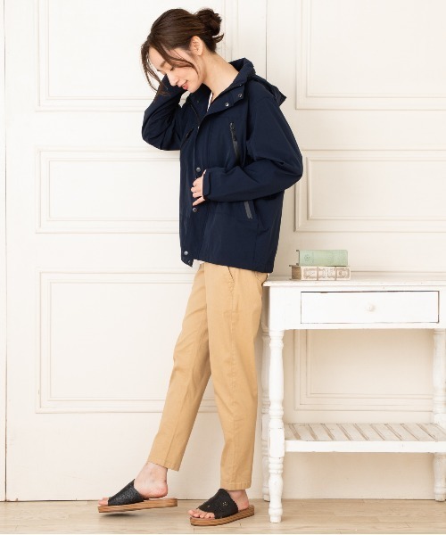 sabstreet my standard(サブストリートマイスタンダード)の「『CHARLI(チャーリー)』ナイロンストレッチマウンテンパーカー(マウンテンパーカー・レディース・ブルー/ネイビー・9号/15号/19号)」の6枚目の写真