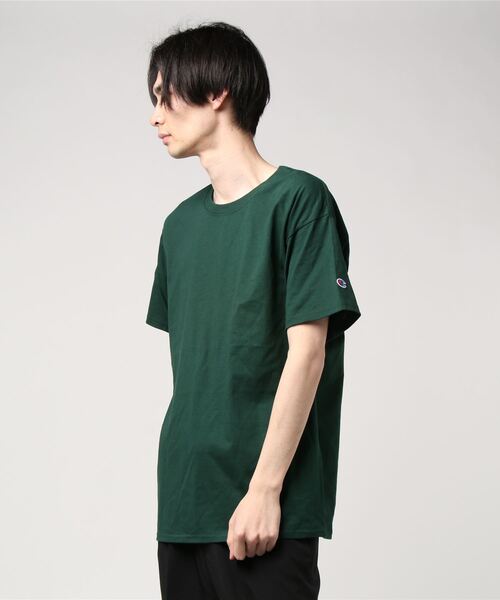 Champion(チャンピオン)の「【Champion/チャンピオン】(UN)6oz. SHORT-SLEEVE T-SHIRT(Tシャツ/カットソー・メンズ・チャコール/グリーン/オートミール/ネイビー/グレー/イエロー/オレンジ/マルーン/ホワイト/ブルー/ブラック/レッド/パープル・LARGE/SMALL/X-LARGE/XXX-LARGE/MEDIUM/XX-LARGE)」の6枚目の写真
