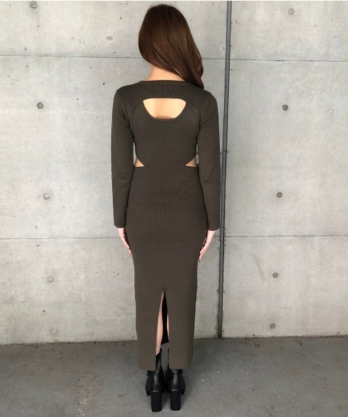 ENVYM(アンビー)の「レイヤードカッテイングKNIT OP(ワンピース・レディース・カーキ/ブラック・FREE)」の6枚目の写真