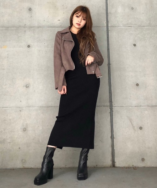 ENVYM(アンビー)の「レイヤードカッテイングKNIT OP(ワンピース・レディース・カーキ/ブラック・FREE)」の7枚目の写真