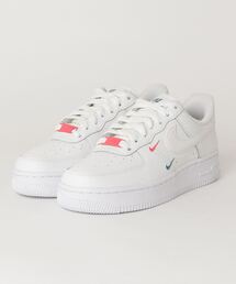 NIKE | NIKE ナイキ W AIRFORCE 1 '07 ESS WCT1989 101SMTWHT/SMTWH(スニーカー)