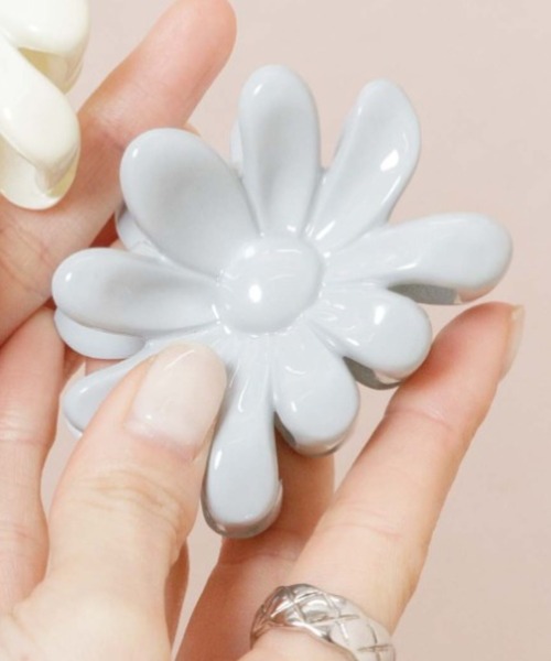 flower（フラワー）の「カモミールヘアクリップ（バレッタ/ヘアクリップ・レディース・ピンク/ブラック/ブルー/ホワイト・FREE）」の10枚目の写真