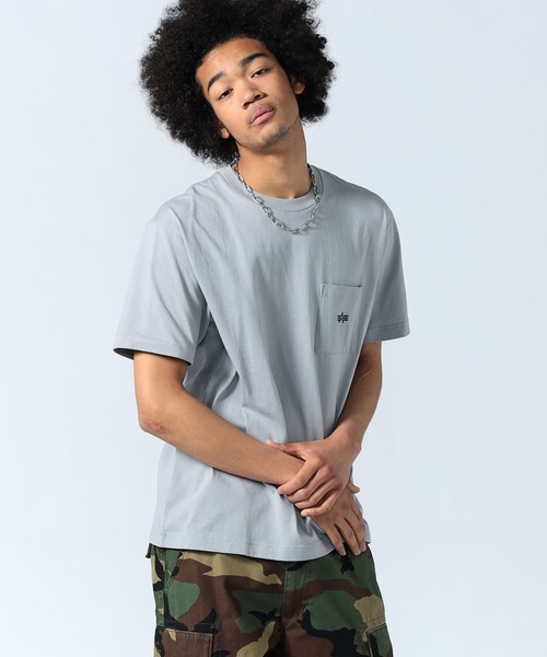 Alpha Industries(アルファインダストリーズ)の「LOONEY TUNES バックプリント Tシャツ キャラクター/タズマニアン・デビル/ワイリー・コヨーテ(Tシャツ/カットソー・メンズ・ベージュ系その他/ブラック系その他2/グレー系その他2/ブラック系その他/ホワイト系その他3/ブラック系その他3/ベージュ系その他3/ホワイト系その他/ホワイト系その他2・LARGE/MEDIUM/X-LARGE)」の21枚目の写真