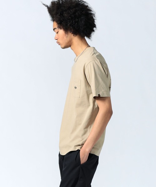 Alpha Industries(アルファインダストリーズ)の「LOONEY TUNES バックプリント Tシャツ キャラクター/タズマニアン・デビル/ワイリー・コヨーテ(Tシャツ/カットソー・メンズ・ベージュ系その他/ブラック系その他2/グレー系その他2/ブラック系その他/ホワイト系その他3/ブラック系その他3/ベージュ系その他3/ホワイト系その他/ホワイト系その他2・LARGE/MEDIUM/X-LARGE)」の15枚目の写真