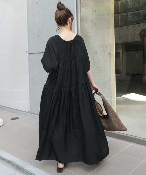 CORNERS（コーナーズ）の「ハーフスリーブティアードワンピース（ワンピース・レディース・ブラック/モカ/ライトベージュ/グレイッシュベージュ・M）」の2枚目の写真