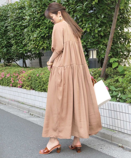 CORNERS（コーナーズ）の「ハーフスリーブティアードワンピース（ワンピース・レディース・ブラック/モカ/ライトベージュ/グレイッシュベージュ・M）」の14枚目の写真