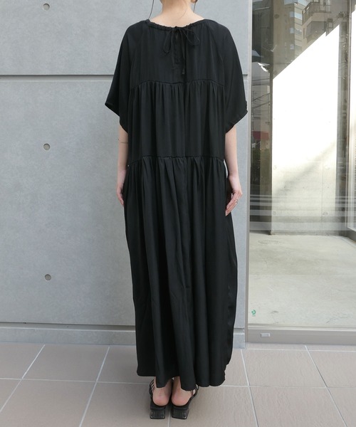 CORNERS（コーナーズ）の「ハーフスリーブティアードワンピース（ワンピース・レディース・ブラック/モカ/ライトベージュ/グレイッシュベージュ・M）」の22枚目の写真