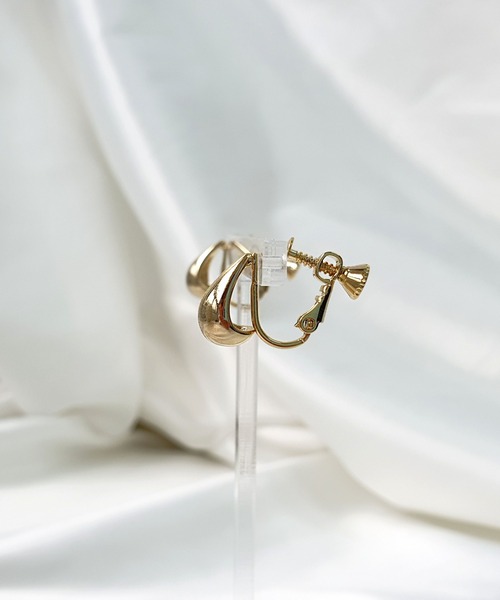 CEMONEMO（セモネモ）の「メタル ティアドロップ イヤリング（イヤリング・レディース・ゴールド/シルバー・FREE）」の11枚目の写真