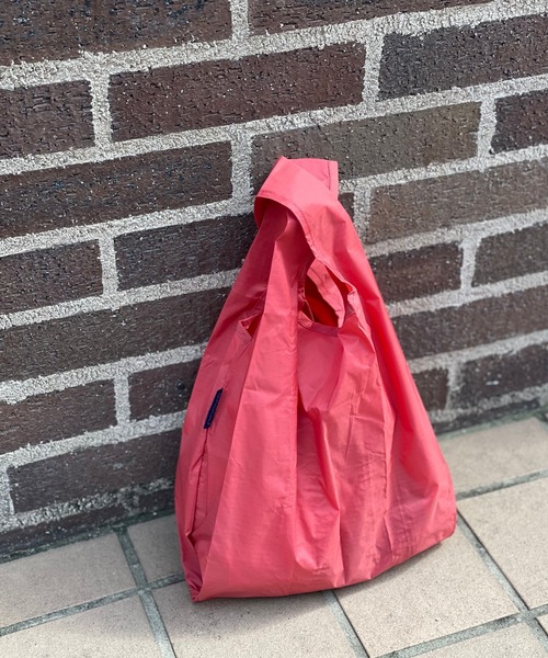 BAGGU（バグー）の「BAGGU/バグゥ　BABY（エコバッグ/サブバッグ・レディース・ホワイト/グレー/ベージュ/ブルー/パープル/イエロー/ピンク/レッド/ローズ・FREE）」の2枚目の写真