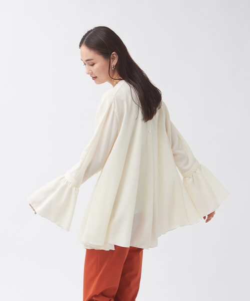 qualite（カリテ）の「ベルスリーブ2WAYブラウス（シャツ/ブラウス・レディース・オフホワイト/ダークオレンジ・36/38）」の2枚目の写真