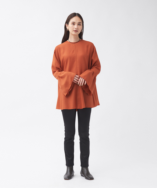 qualite（カリテ）の「ベルスリーブ2WAYブラウス（シャツ/ブラウス・レディース・オフホワイト/ダークオレンジ・36/38）」の11枚目の写真