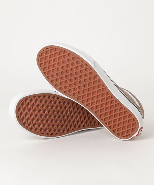 VANS(バンズ)の「VANS OLD SKOOL (ヴァンズ オールドスクール)(ライトブラウン)(Unisex)(VN0A38G19EN)(スニーカー・レディース・ライトブラウン・24/25/26.5/23.5/26/25.5/24.5/27.5/28/27/23)」の3枚目の写真