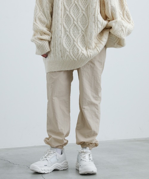 select MOCA（セレクトモカ）の「リラックスジョガーパンツ（その他パンツ・レディース・ブラック/アイボリー・FREE）」の3枚目の写真