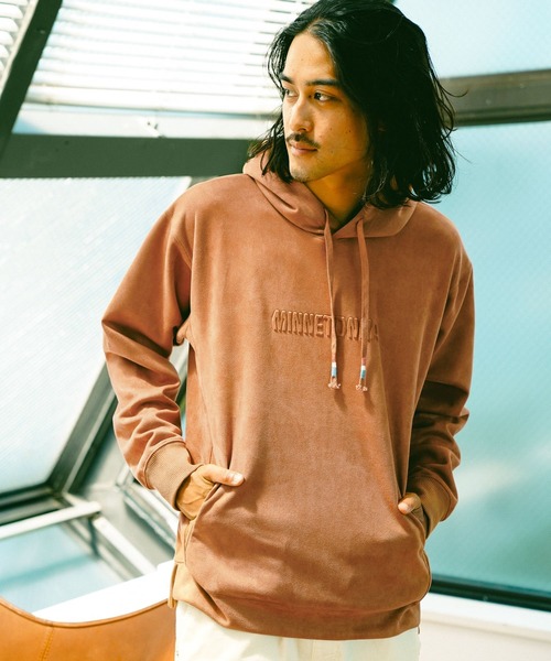 Minnetonka（ミネトンカ）の「【MINNETONKA（ミネトンカ）×BAYFLOW】ECOスエードパーカー（パーカー・メンズ・ホワイト/ブラック/ベージュ/オレンジ・SMALL/MEDIUM/LARGE）」の4枚目の写真