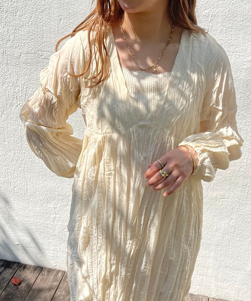 apres jour clair（アプレジュールクレア）の「【apres jour clair】クリンクルワンピース（ワンピース・レディース・モカ/アイボリー/ブラウン系その他・フリー/X-LARGE）」の4枚目の写真